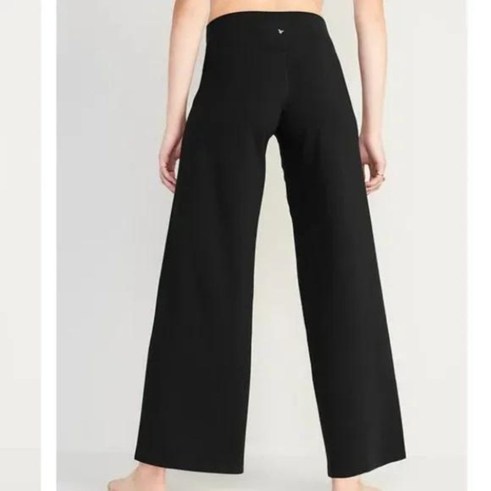 NWT Old Navy Extra High-Waisted PowerChill Wide-Leg Yoga Pants for Women - Picture 2 of 3